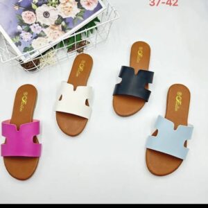 New Summer Fairy Style Low Heel Sandals For Women, Summer Fashion, Hollow Out, Wear Resistant, Anti Slip, High End Feeling, Beach Coolers For Women (below price is for 50 pairs )Goods in Tanzania