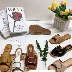 25pcs mixed color and sizes (37-41) ladies sandals