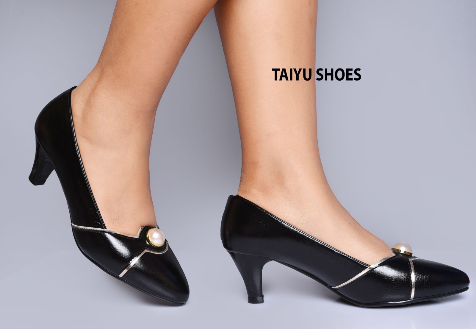 Taiyu high quality Women Heels Shoes size(37-42)Goods in Kenya