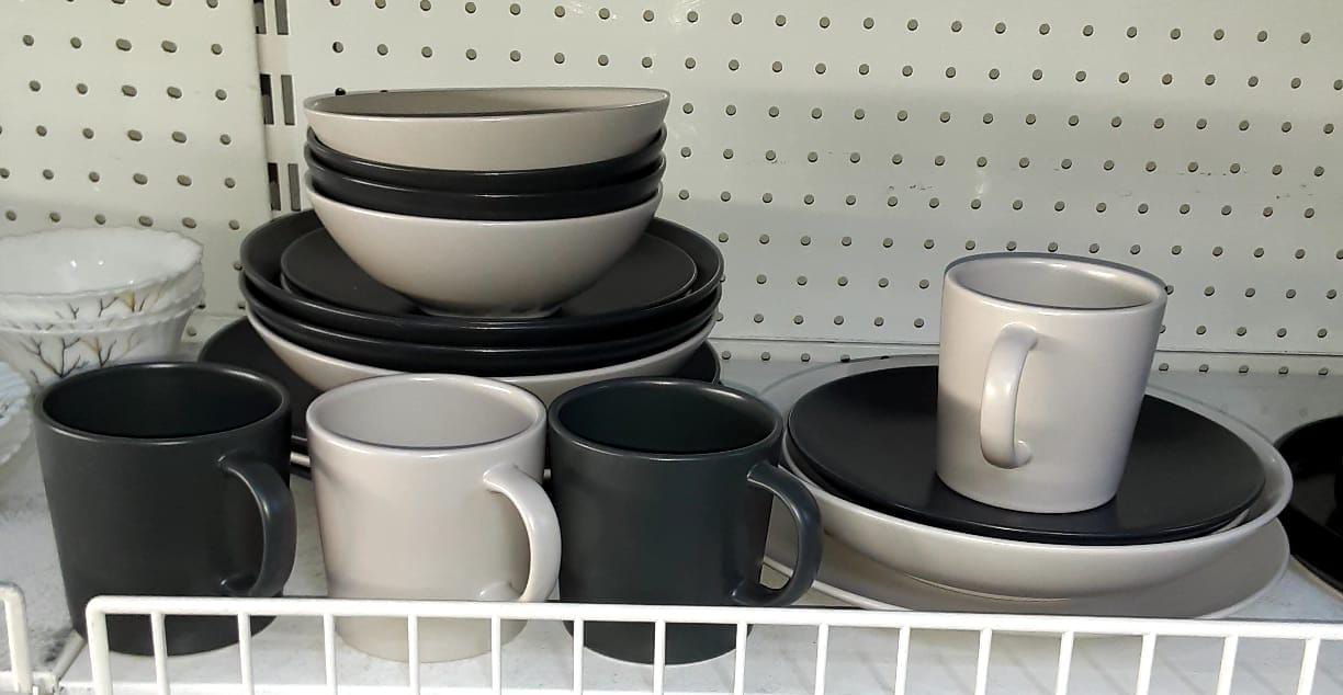 Homezaza 20 pcs dinner set goods already in kenya