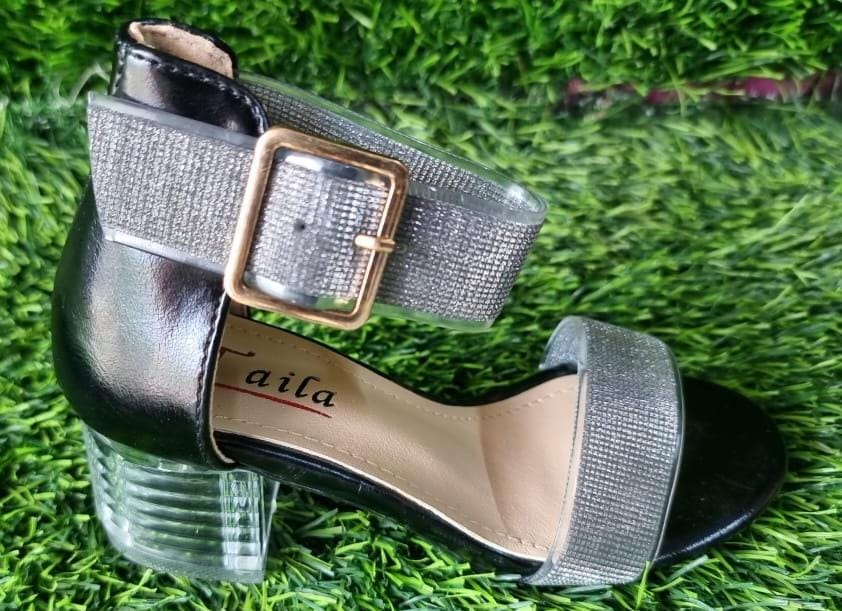 New Aerosoles Women’s Lana Crystal Heeled Ankle Strap size(25-30)(Goods in Kenya)