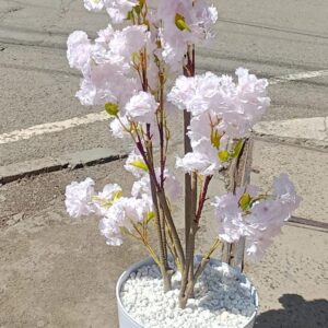 Artificial plant palm trees+vase deco(G00ds in Kenya)