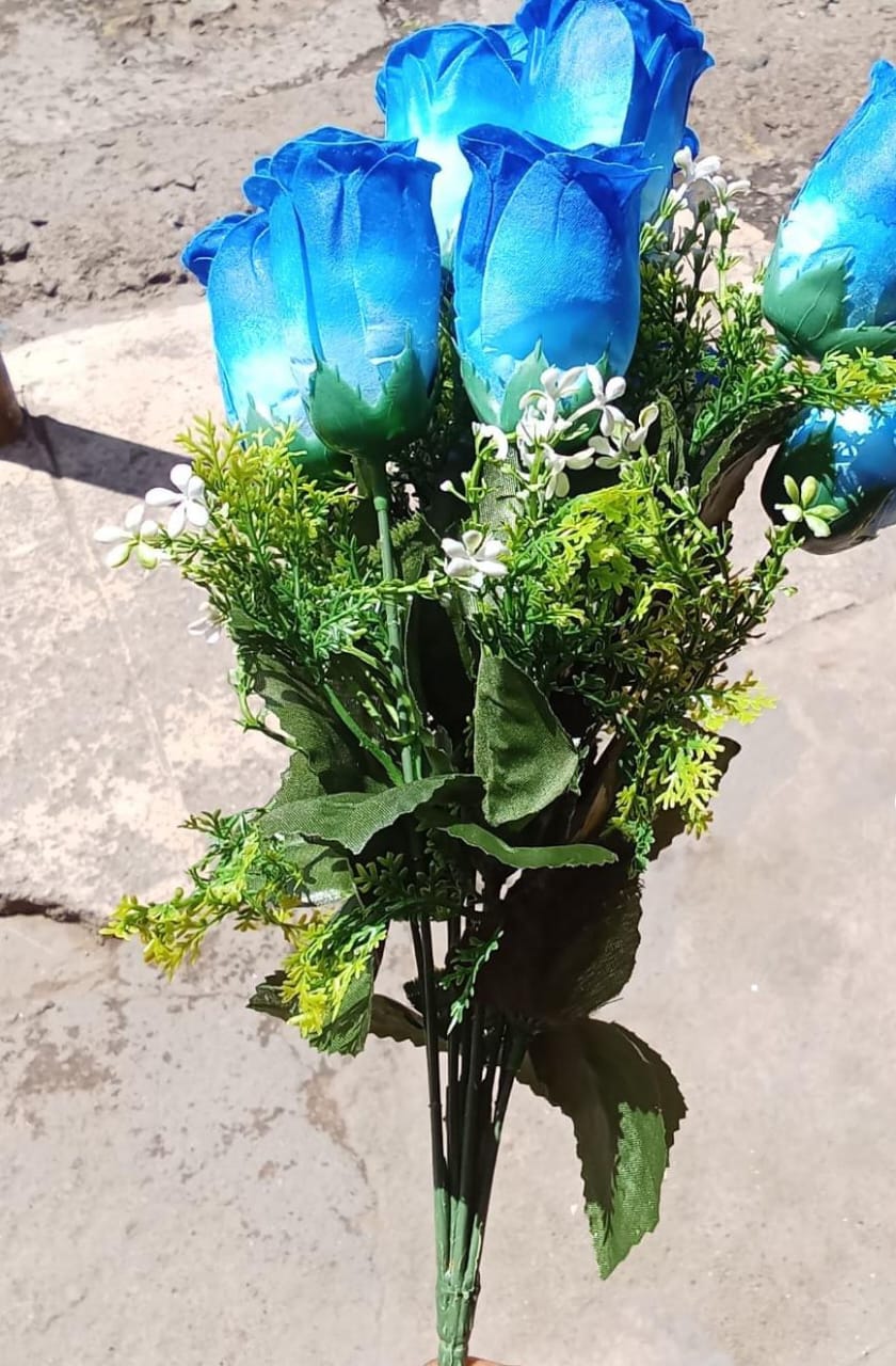 Artificial flowers deco(Goods in Kenya)