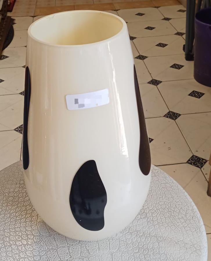 Panda Vases - Elegant Animal Ornaments for Home & Garden(Goods in Kenya)