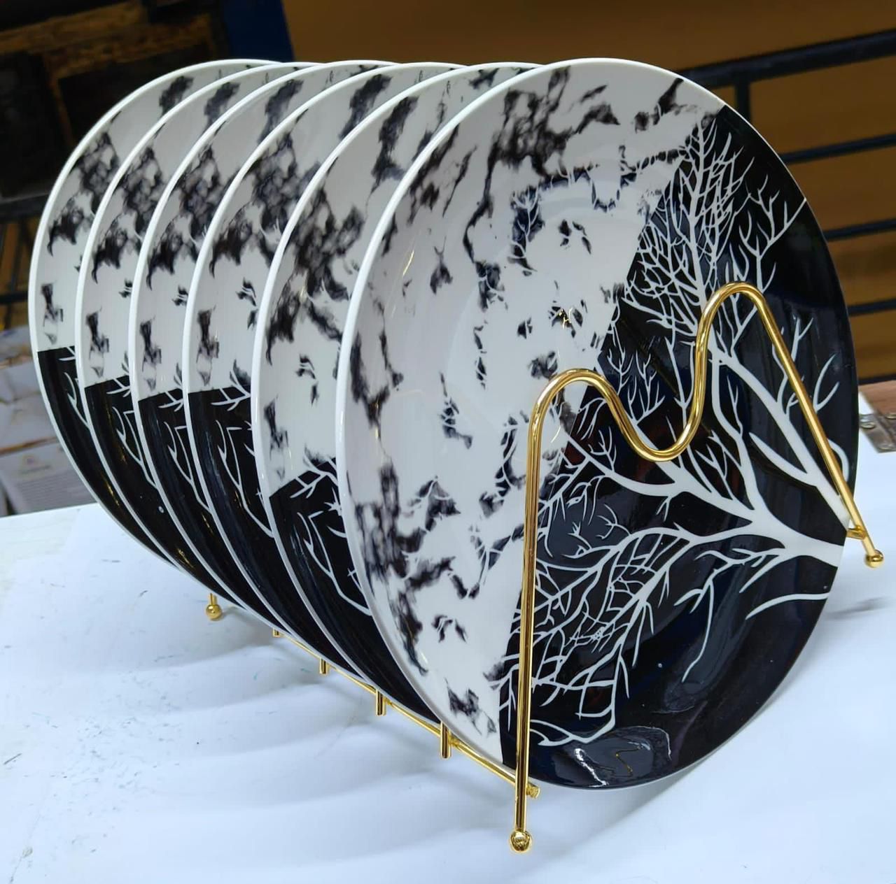 Beautiful ceramic tree plates,per set of 6 pcs (already in kenya)