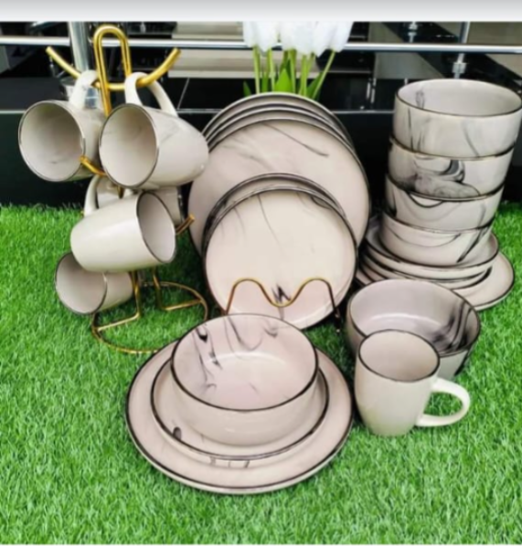 24 pcs dinner set Comes with 6 dinner plates 6 side plates 6 mugs 6 bowls(already in kenya)