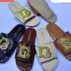 50pairs Ladies Quality Slides size(37-42)(Goods in Tanzania)