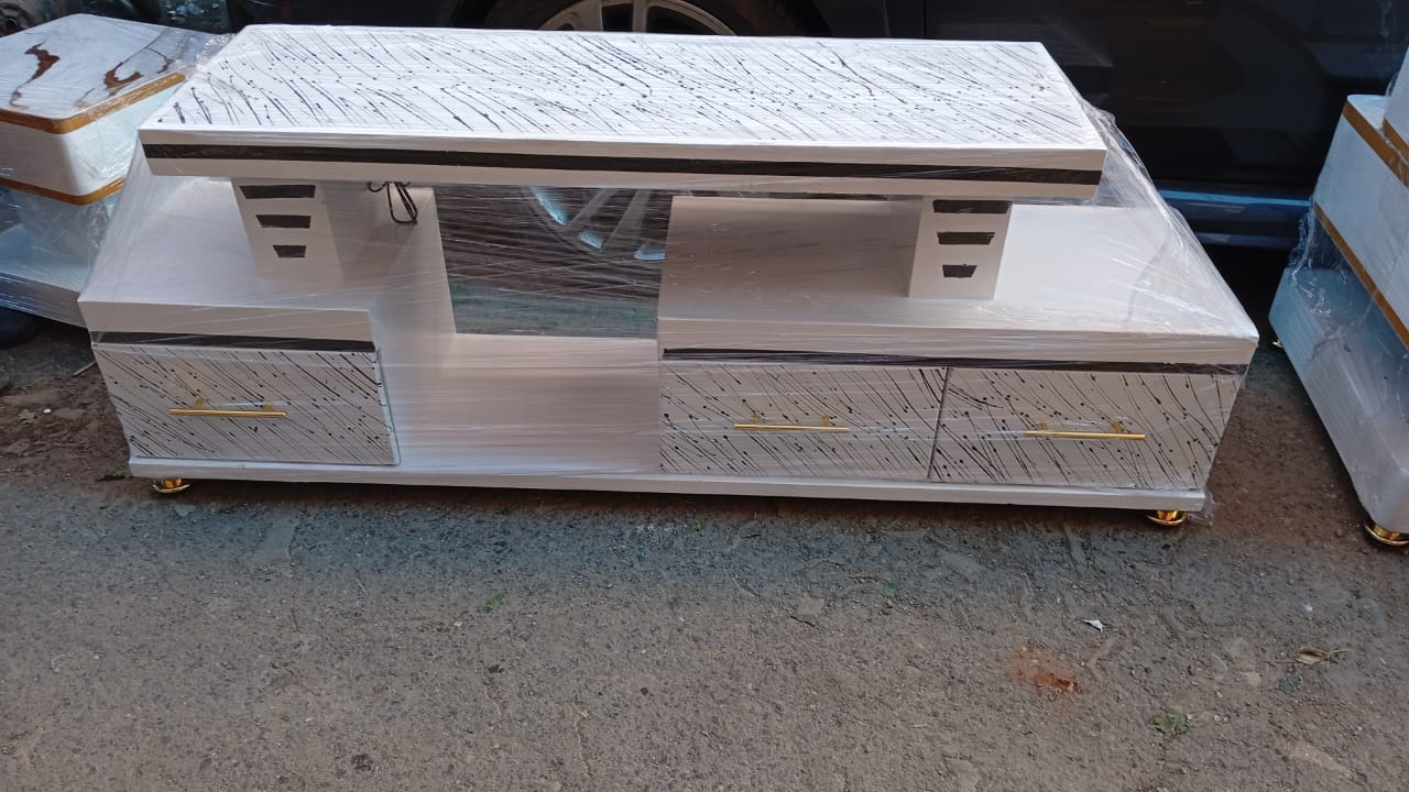 Portable Tv Stand(GOODS IN KENYA)