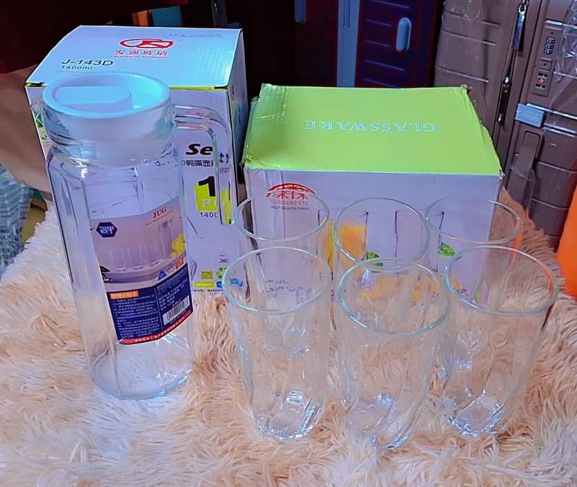 High quality Water set 6 pcs twisted glasses 1.3 ltrs jug (goods in kenya)