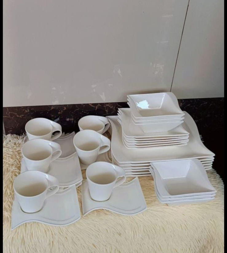 Wavy dinner set (goods in kenya)