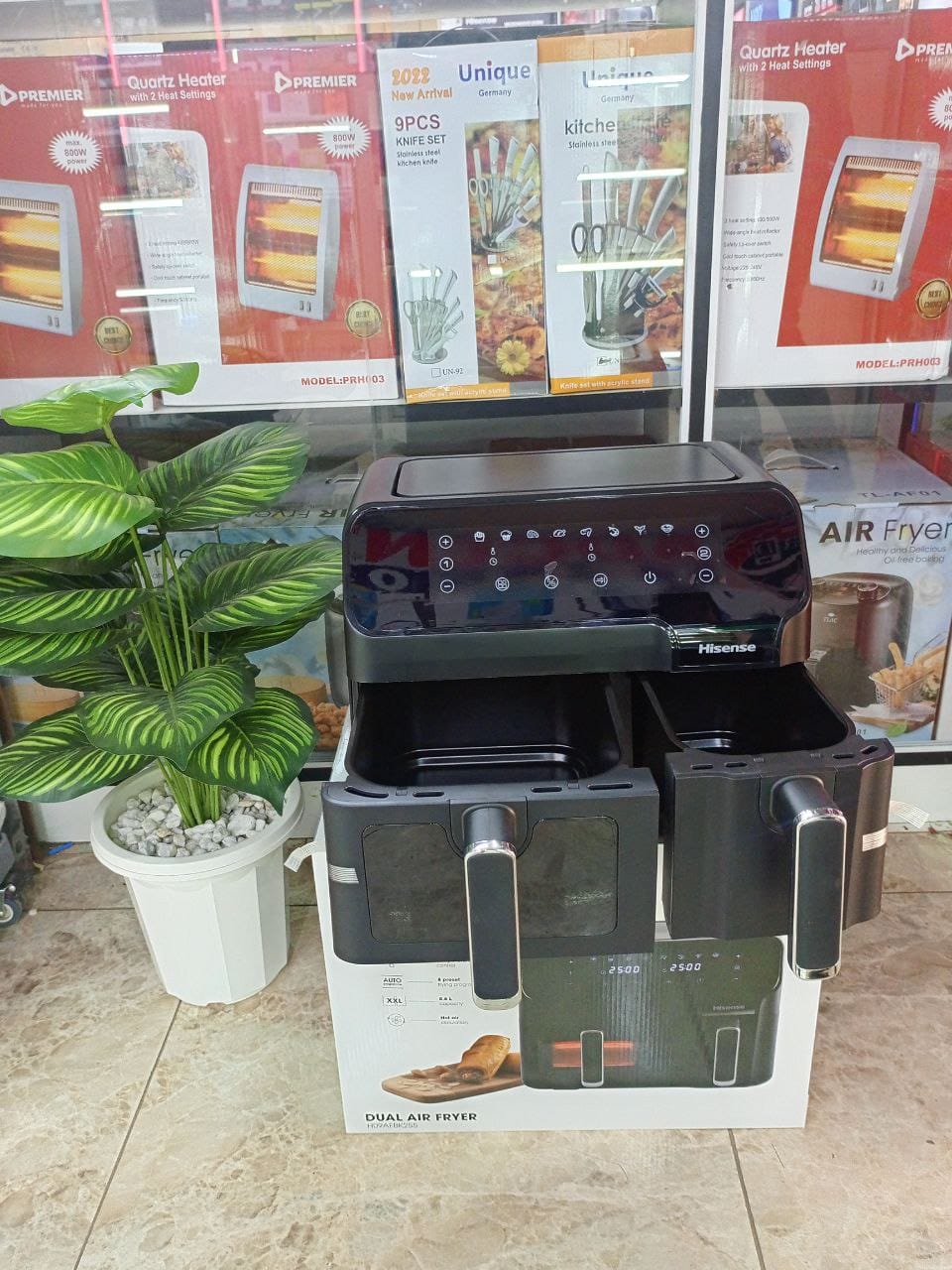 8.6 litres Hisense double baskets air fryers (goods in kenya)